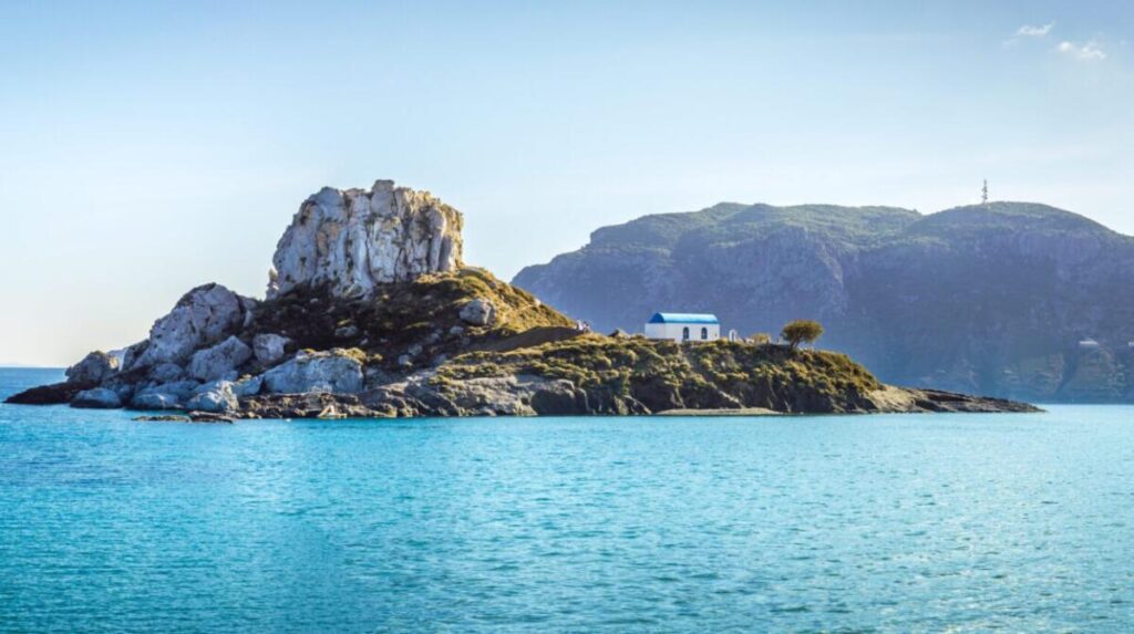 Kos czy Korfu? Którą wybrać i dlaczego?