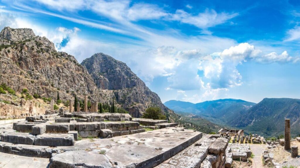 Greckie Delfy - wszystko o ruinach delfickich