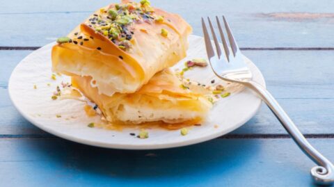 Grecka kuchnia wegetariańska. Co spróbować będąc na diecie roślinnej?