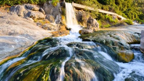 Gorące źródła termalne w Grecji - najlepsze miejsca. Sposób na naturalne SPA