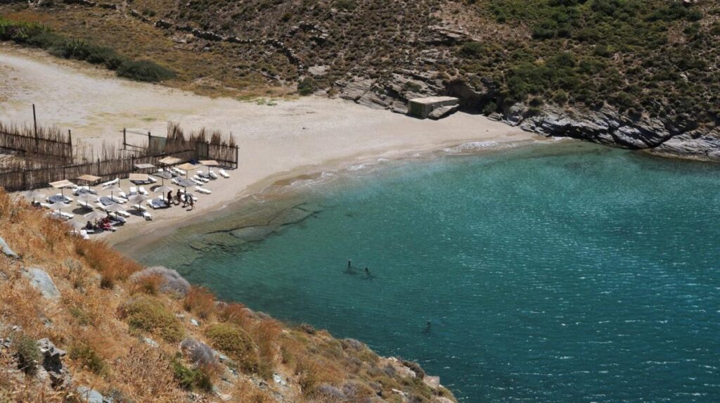 Plaża Apothikes na Andros
