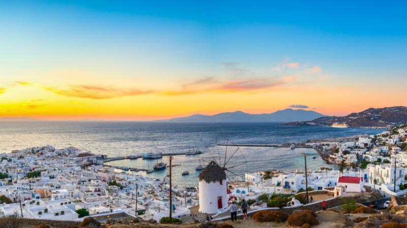 Temperatury powietrza w październiku na Mykonos