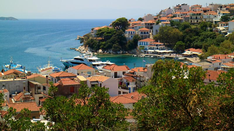 Co robić na Skiathos w sierpniu?