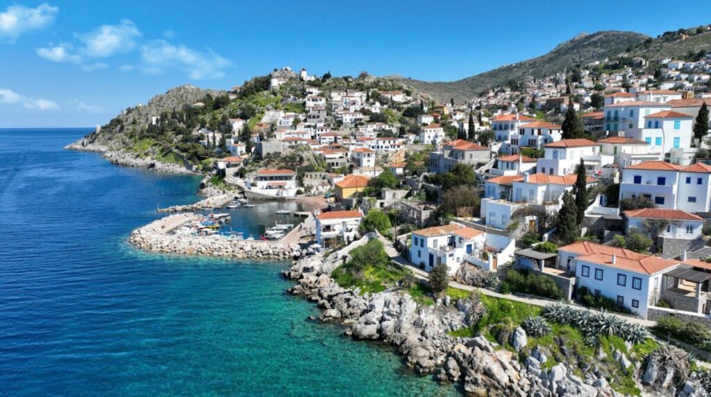 Pogoda w listopadzie na Hydrze