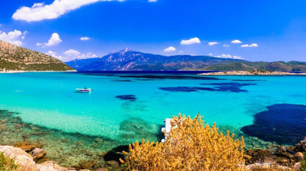 Samos czy Zakynthos? Którą wybrać i dlaczego?