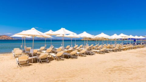 Naksos czy Santorini? Którą wybrać i dlaczego?