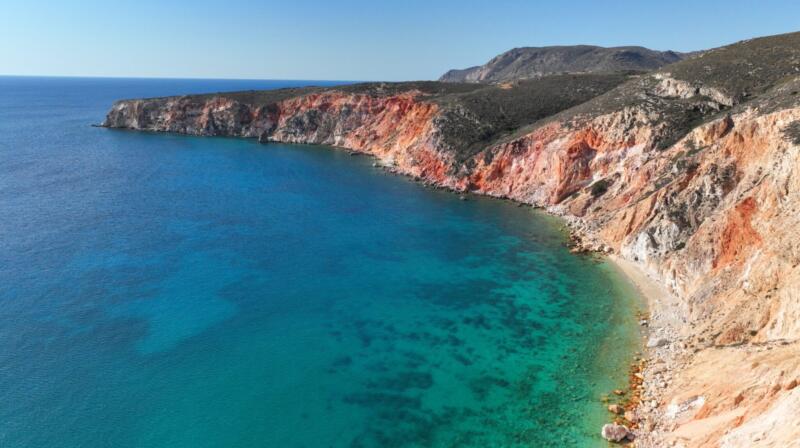 Temperatury powietrza w lutym na Milos
