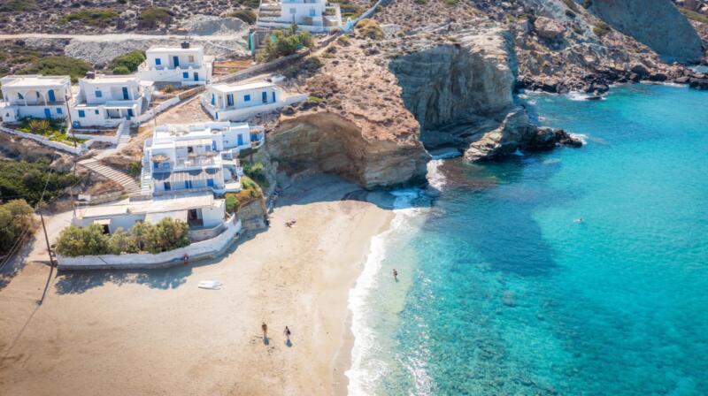 Czy warto lecieć na Folegandros w kwietniu?