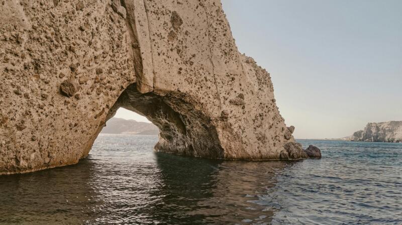 Temperatury powietrza w lutym na Antiparos