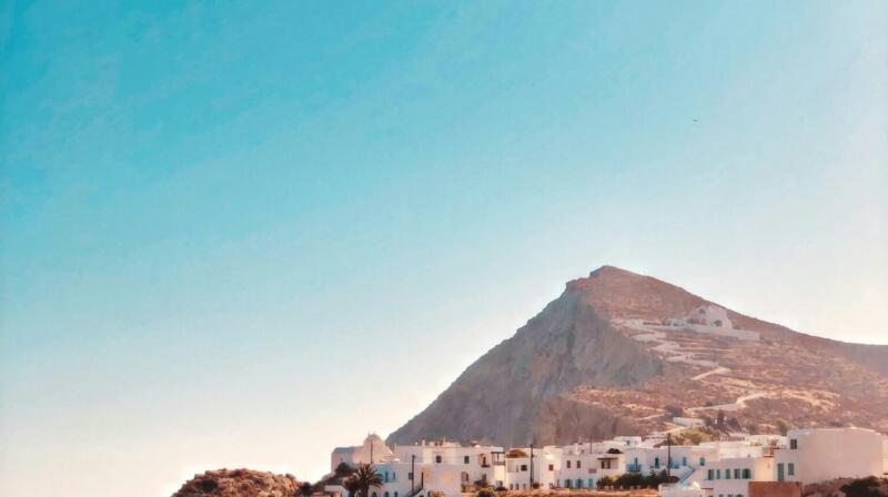 Temperatury powietrza w czerwcu na Folegandros