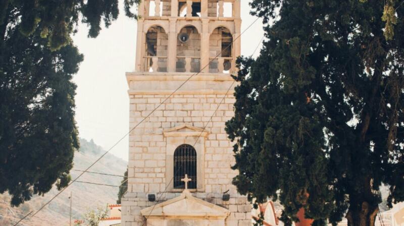 Temperatury powietrza w marcu na Symi