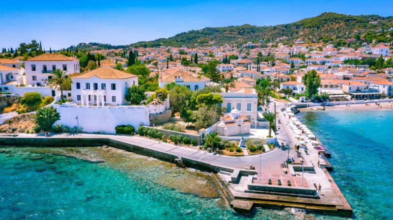 Co robić na Spetses w lutym?
