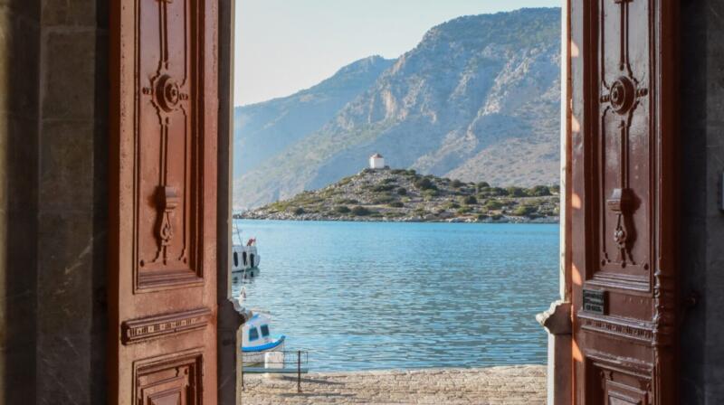 Co robić na Symi w lutym?