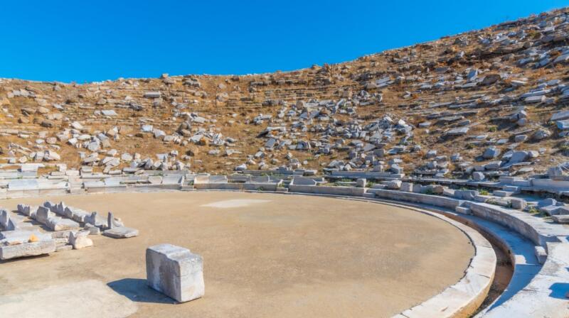 Temperatury powietrza w czerwcu na Delos