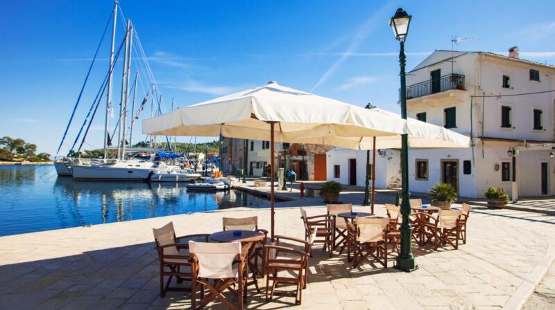 Co robić na Paxos w lutym?