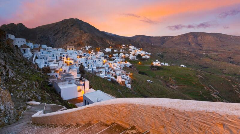 Temperatury powietrza w październiku na Serifos