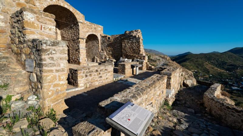 Temperatury powietrza we wrześniu na Skyros