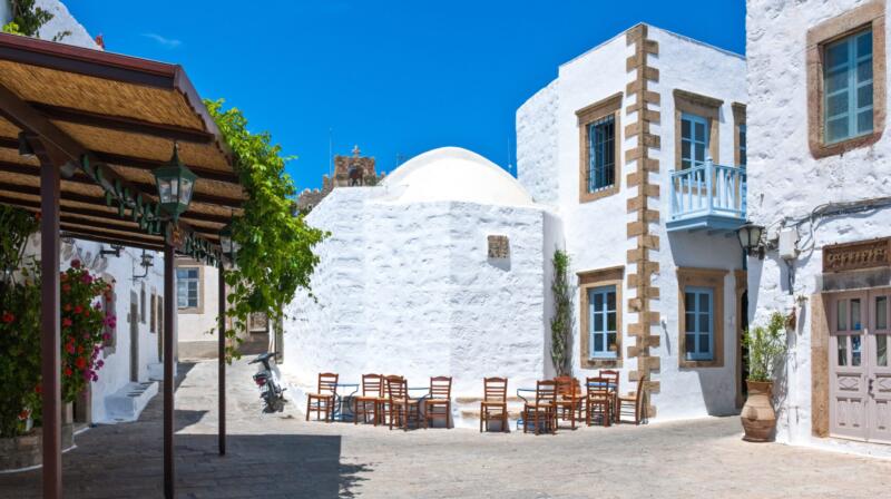 Co robić na Patmos w sierpniu?