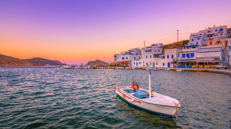 Temperatury powietrza w listopadzie na Tinos