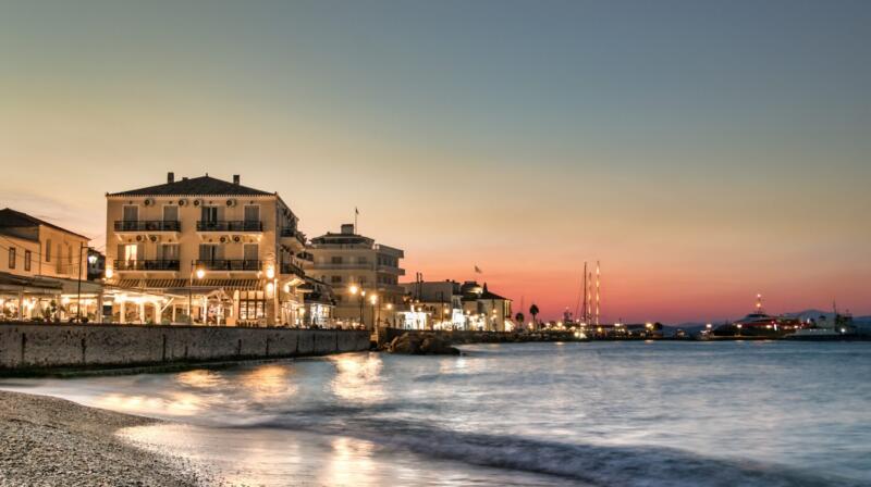 Co robić na Spetses w październiku?