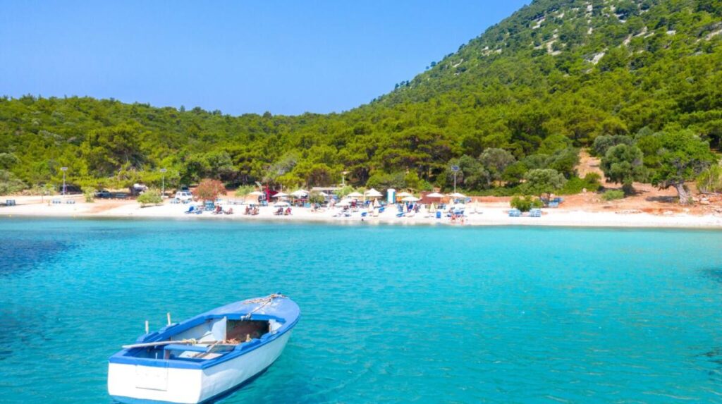 Plaża Mourtias Beach na Samos