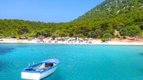 Plaża Mourtias Beach na Samos